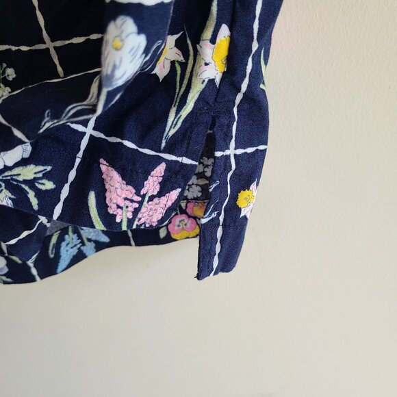 Crown & Ivy Sleeveless Top L Blue Floral 100% Cotton Preppy Ruffle Neck Casual - Picture 4 of 8